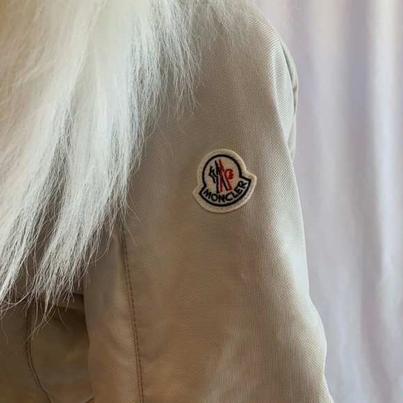 Moncler Choisia Goat Fur Collar Down Asymmetric Jacket NWT 1 SMALL Stone $1810 - Picture 3 of 10